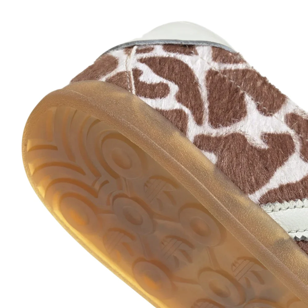 Gazelle Lo Pro Giraffe Sneakers - Image 5
