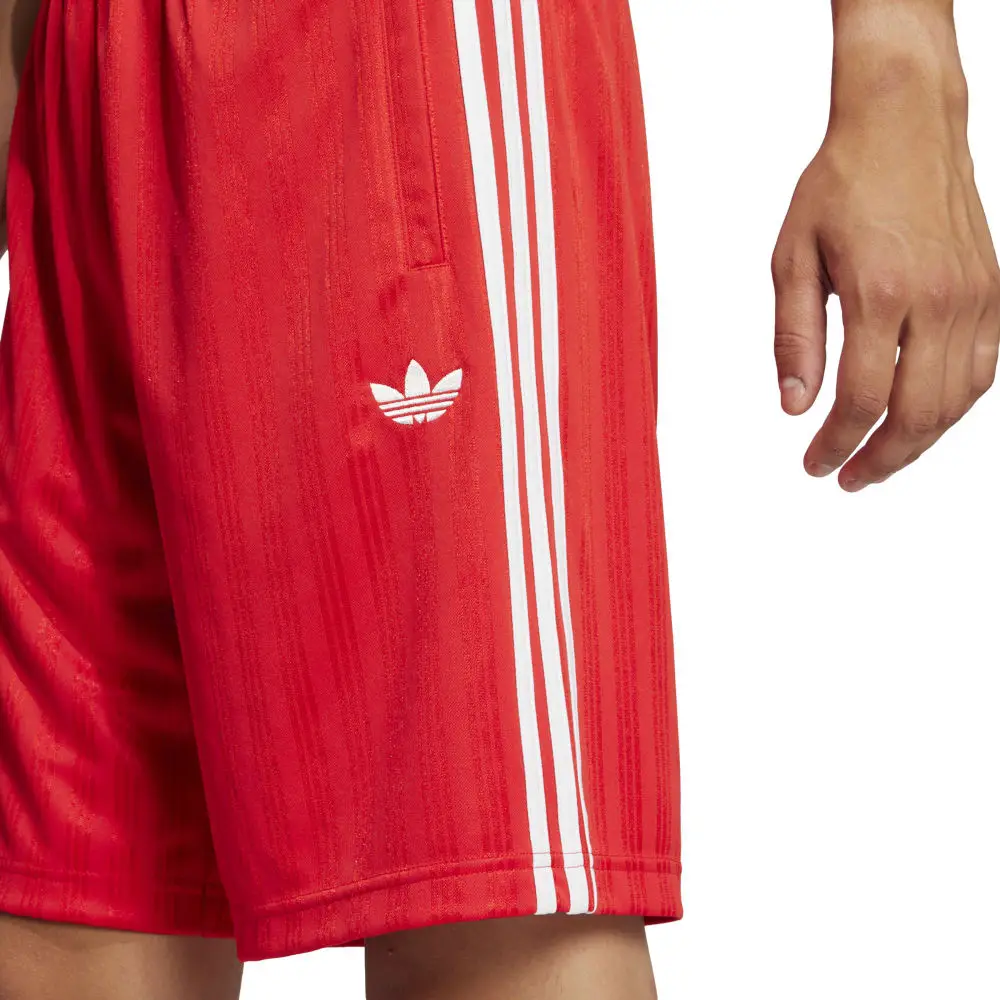 Poly Short - Image 4
