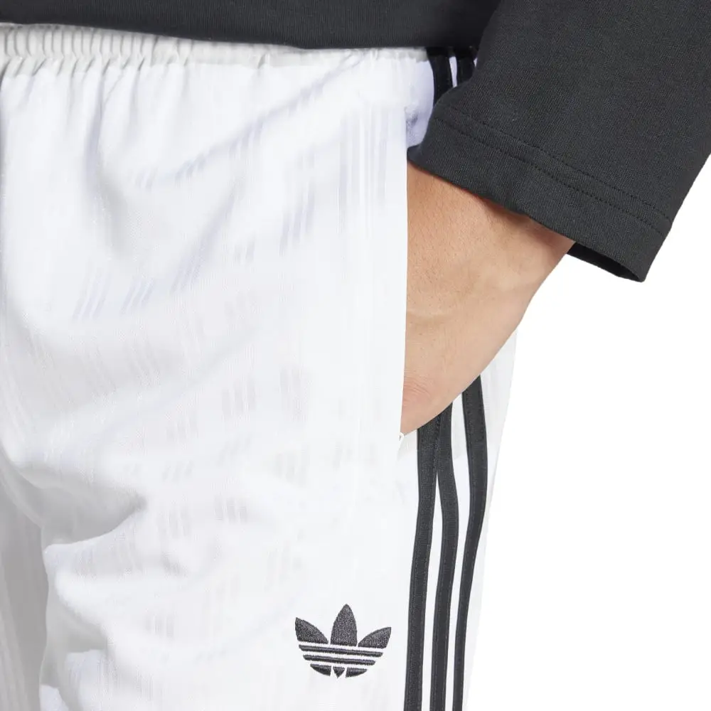 Poly Short - Image 4