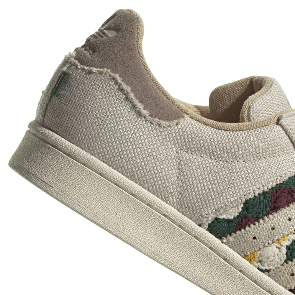 SUPERSTAR - Image 6