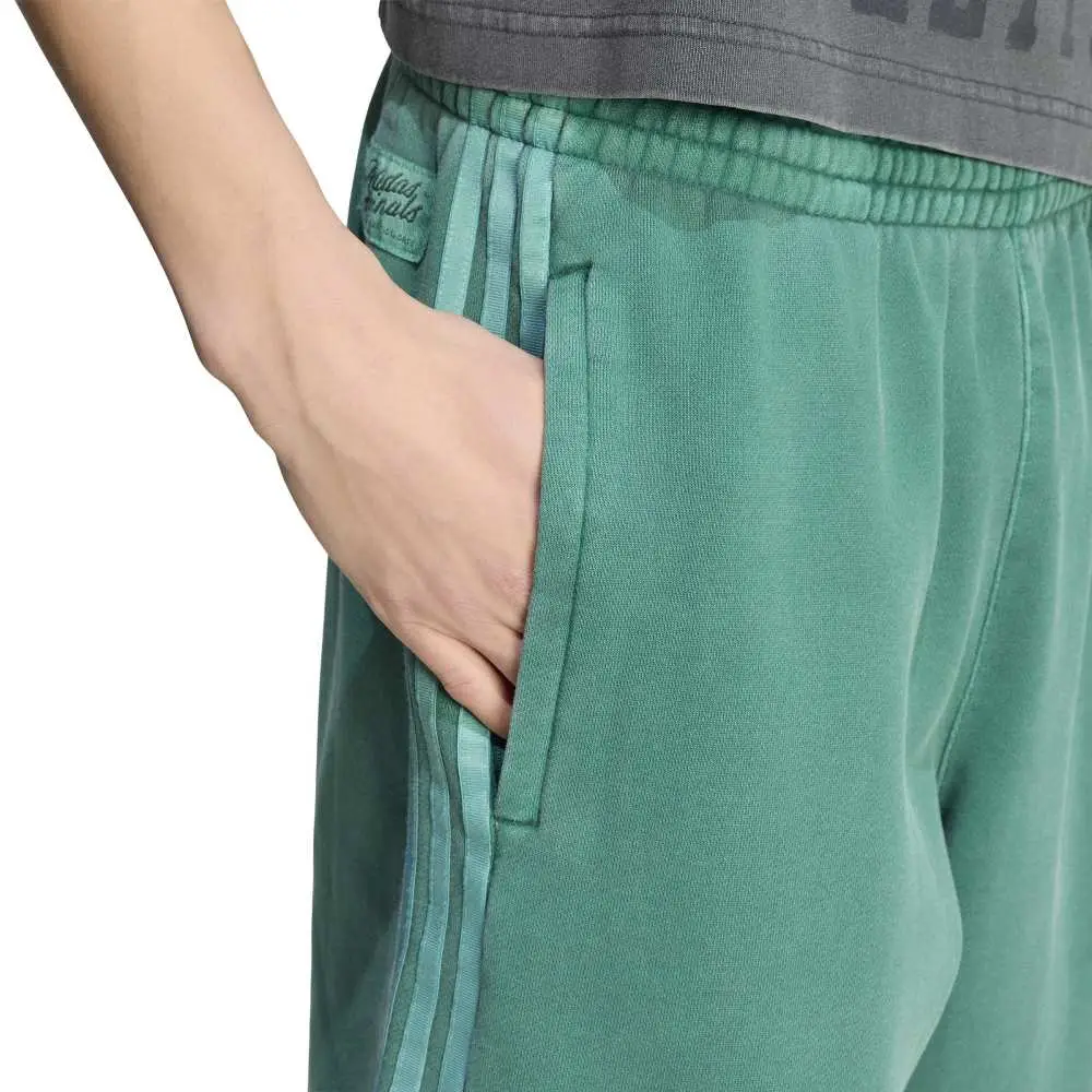 Washed Graphics Basketball Shorts Green - Image 5