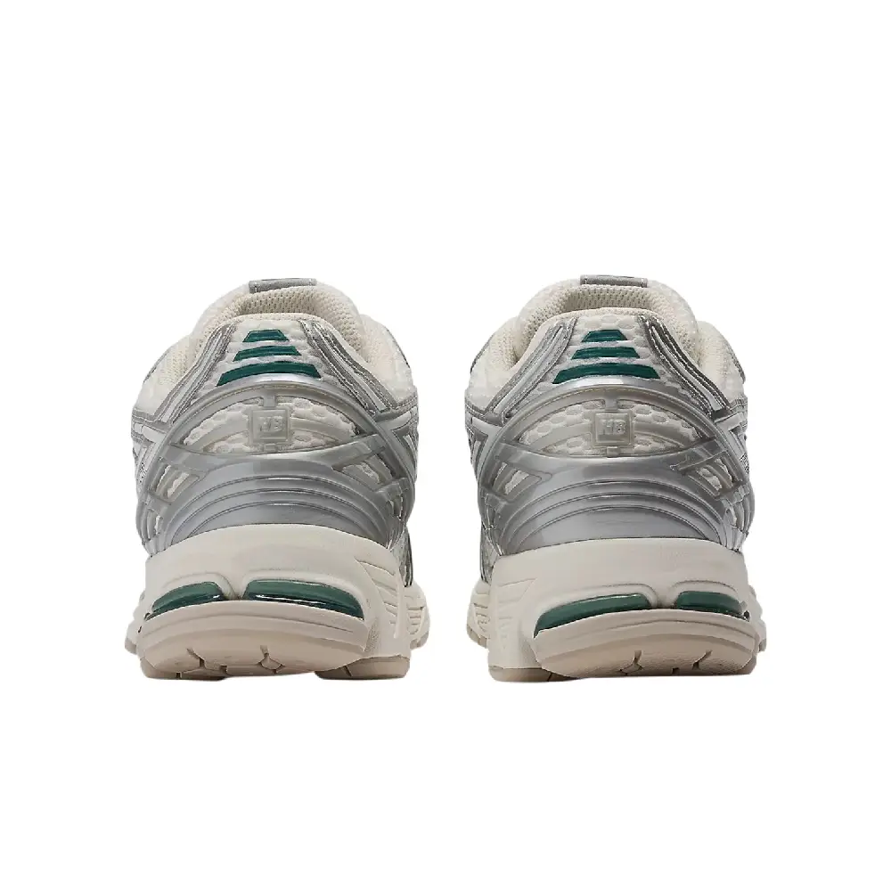 1906R Silver Metallic Sneakers - Image 4
