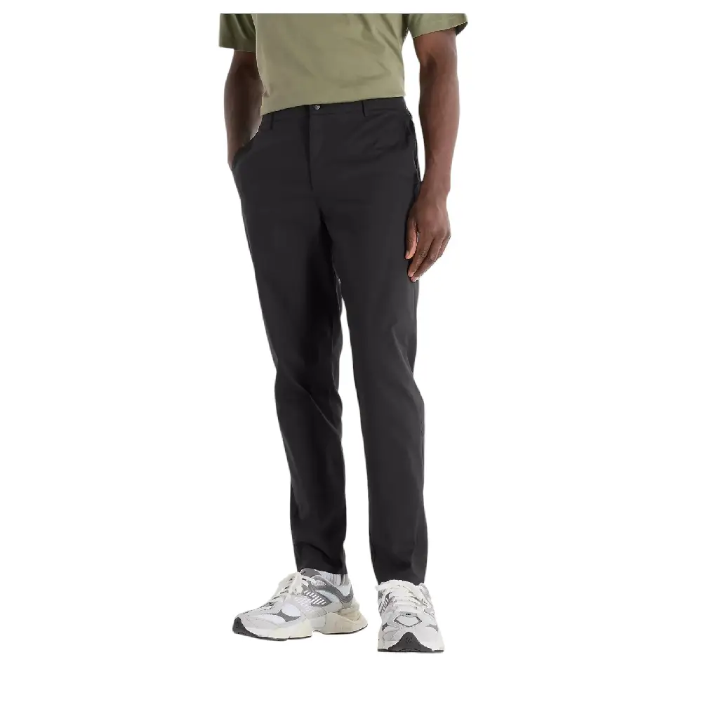 Athletics Standard Tapered Pant Black