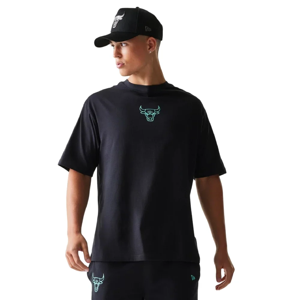 Chicago Bulls NBA League Essential Black Oversized T-Shirt