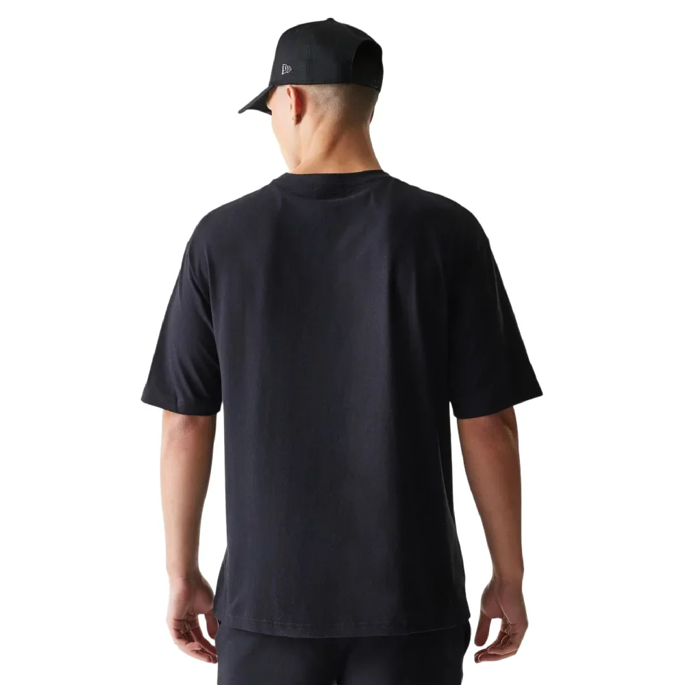 Chicago Bulls NBA League Essential Black Oversized T-Shirt - Image 2