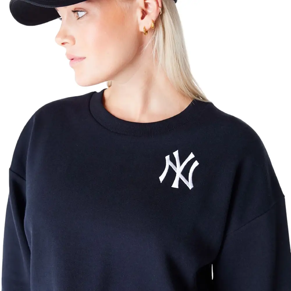MLB League Essential New York Yankees Crop Crew Neck Sweatshirt - Image 3
