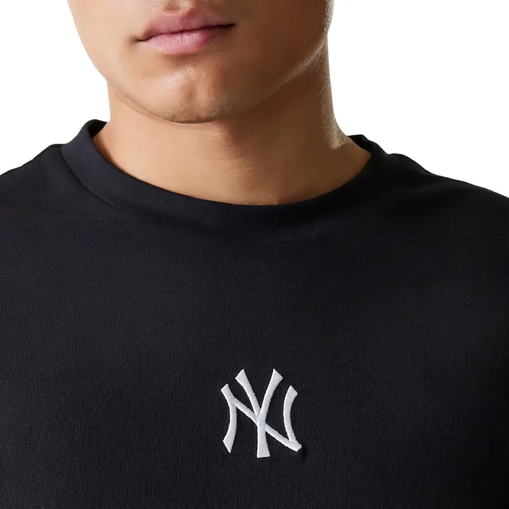 MLB League Essential New York Yankees Oversized T-Shirt Black - Image 3