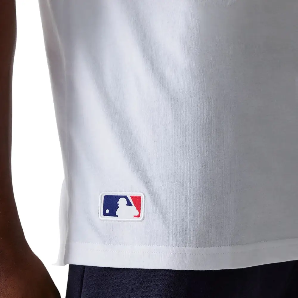 New York Yankees MLB League Essential White Oversized T-Shirt - Image 5