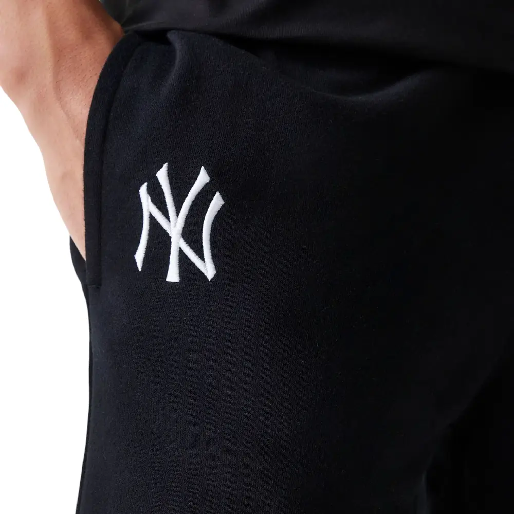 New York Yankees MLB League Essential French Terry Black Shorts - Image 3