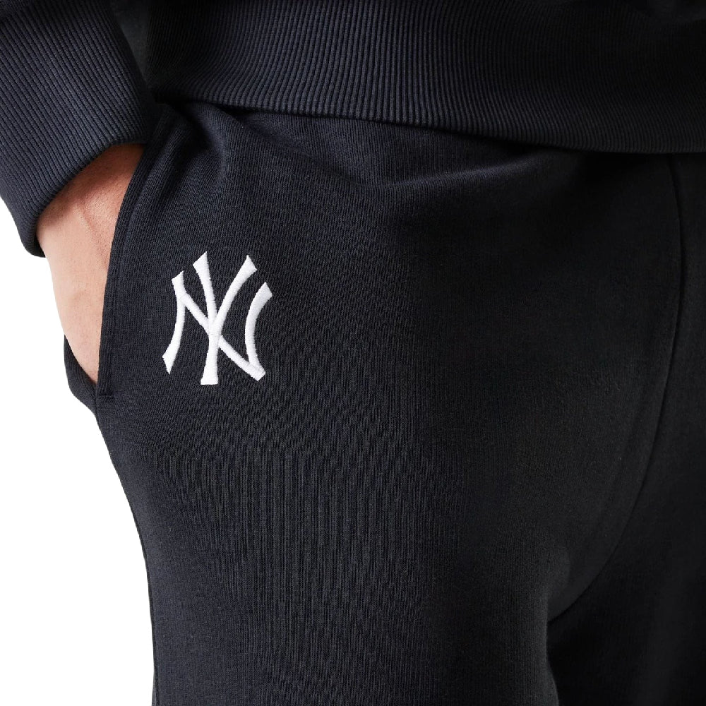 New York Yankees MLB League Essential Black Pant - Image 3