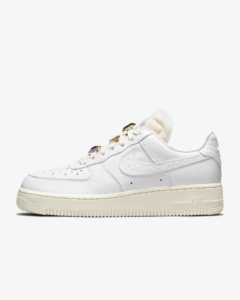 Air Force 1 Low Premium Summit White Sneakers - Image 7