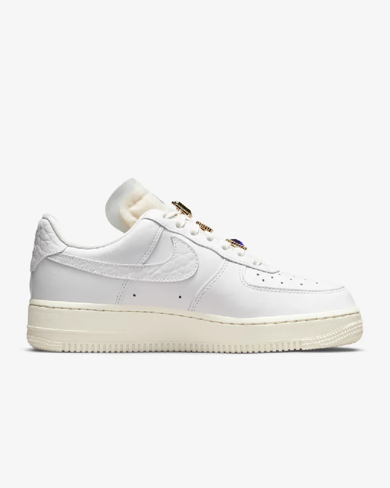 Air Force 1 Low Premium Summit White Sneakers - Image 8