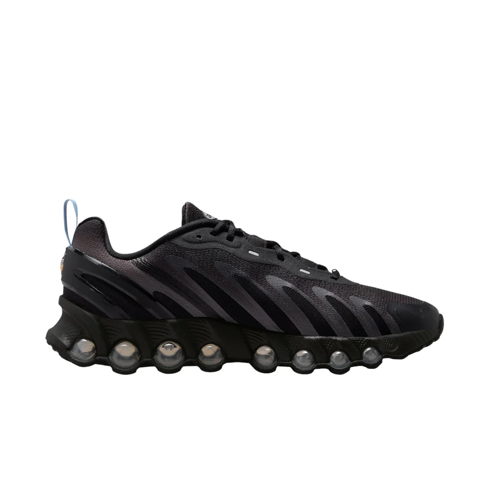 Air Max Dn8 Black Sneakers - Image 3