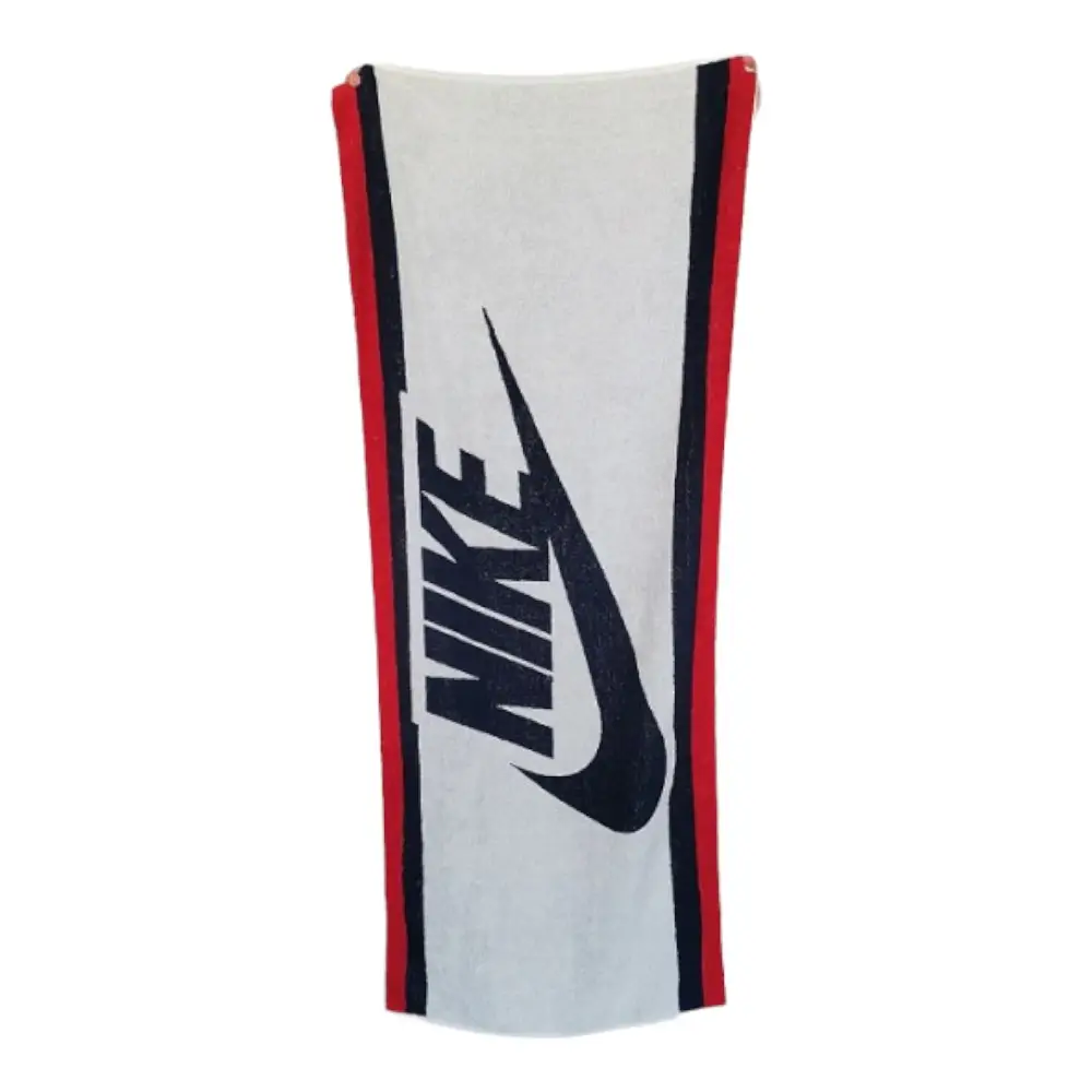 Club Pool Towel White Blue - Image 3