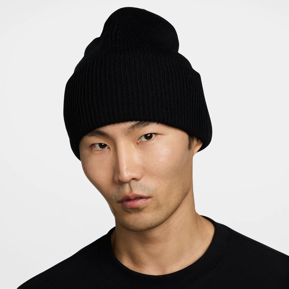 Peak Premium Beanie Black - Image 2