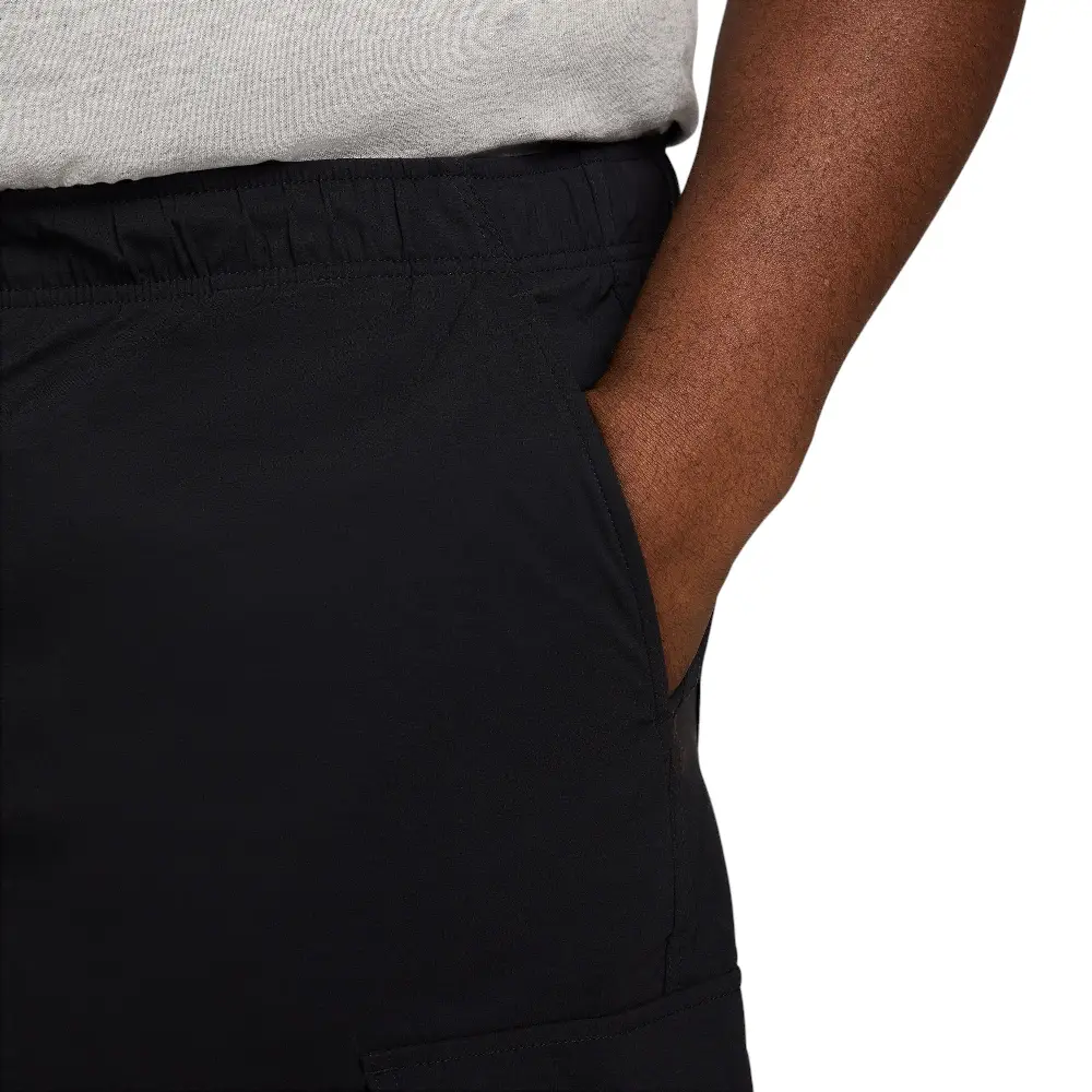 SB Dri-Fit Kearny Cargo Short Balck - Image 3