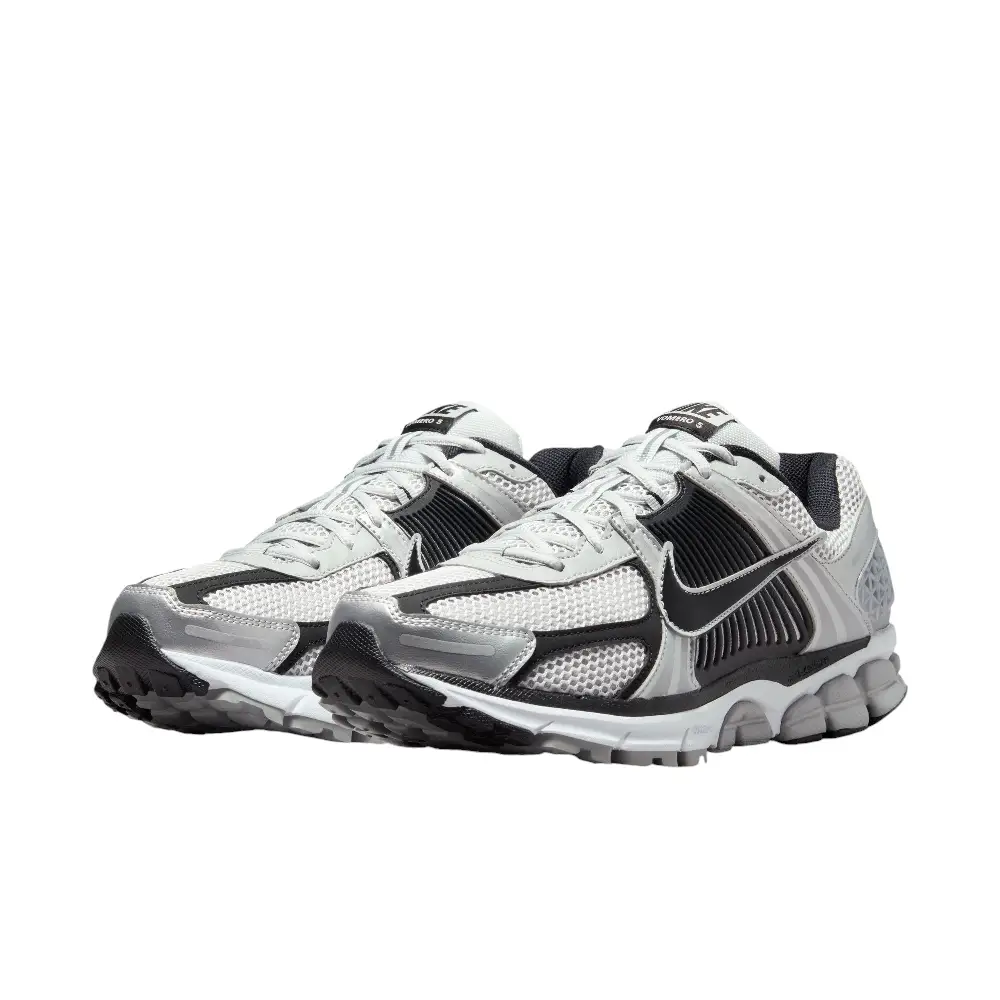 Zoom Vomero 5 Metallic Silver - Image 2