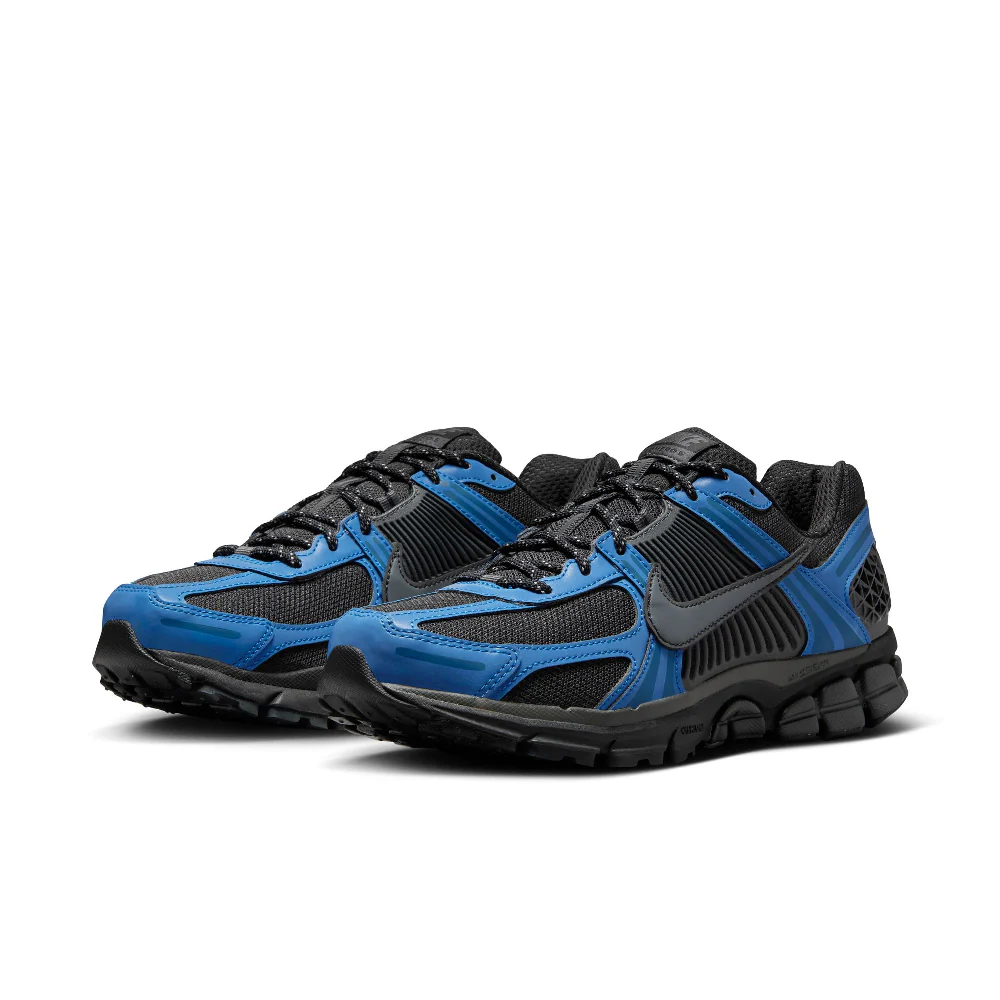 Zoom Vomero 5 SE Sneakerswith Reflective Accents Black - Image 2