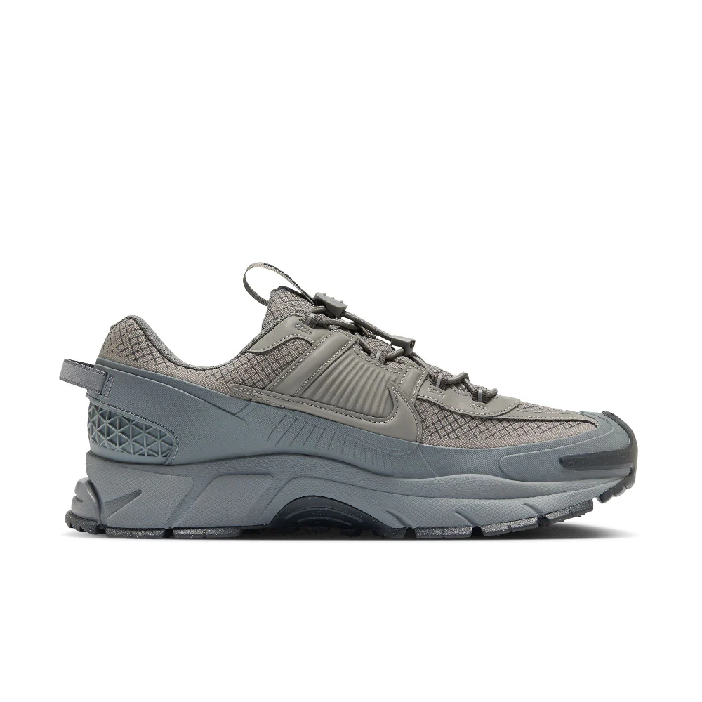 Zoom Vomero Roam Sneakers Grey - Image 3