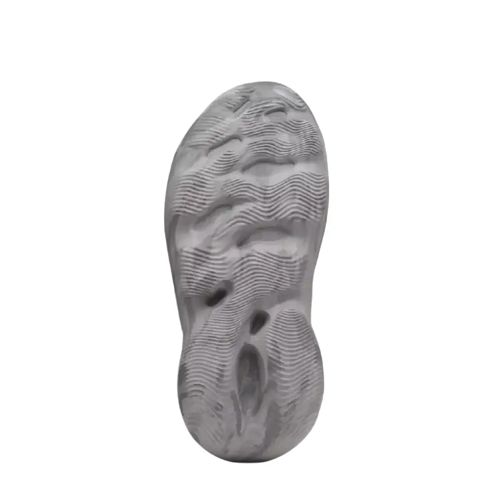 Yeezy Foam Runner Grey Sneakers - Image 4
